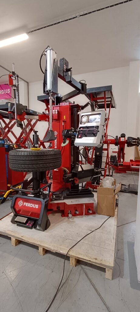 Stahovačka pneumatik Auto Kulhánek